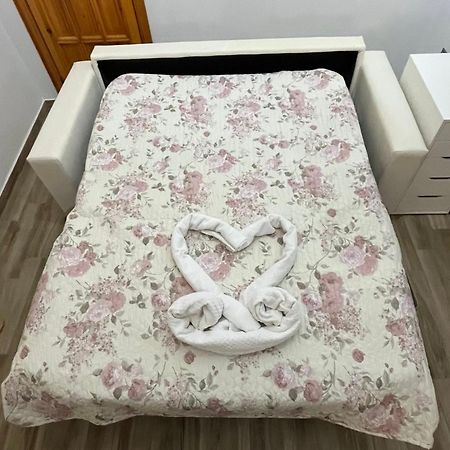 Bouganville Casa Vacanza Ambiente Climatizzato Con Wi Fi 피네토 외부 사진