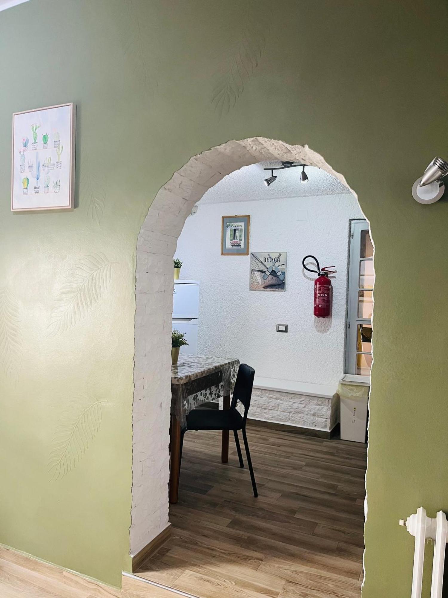 Bouganville Casa Vacanza Ambiente Climatizzato Con Wi Fi 피네토 외부 사진