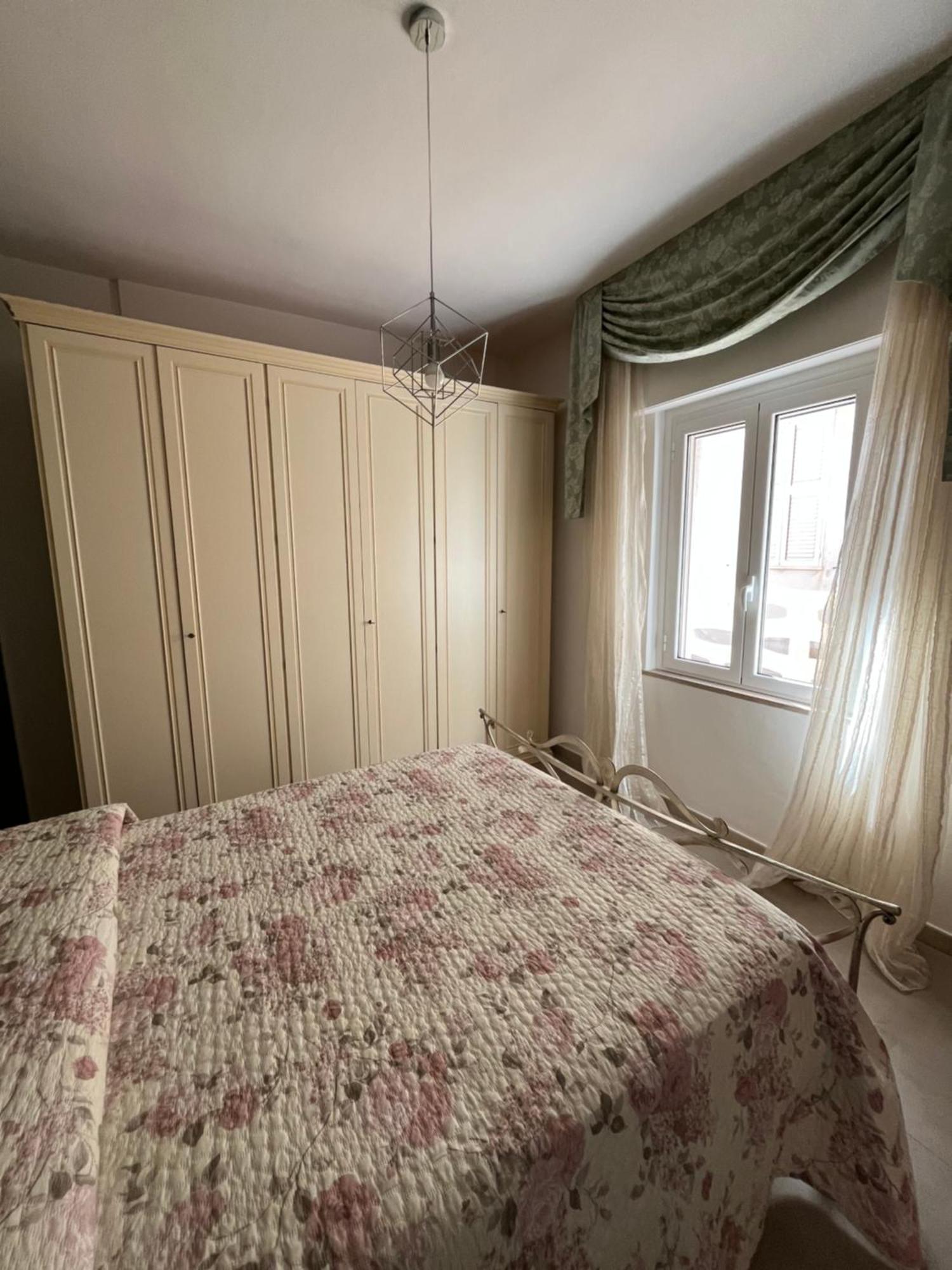 Bouganville Casa Vacanza Ambiente Climatizzato Con Wi Fi 피네토 외부 사진