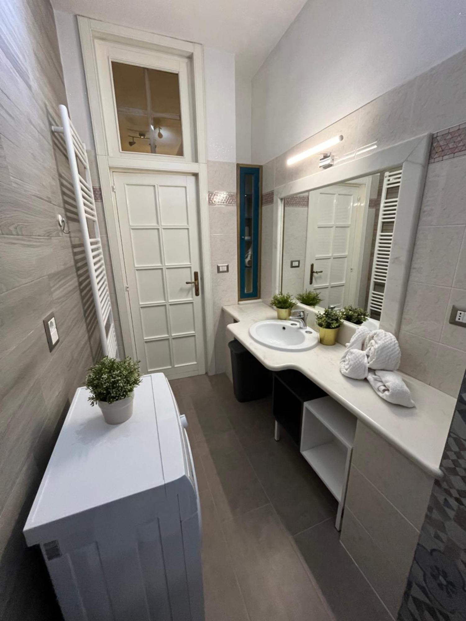 Bouganville Casa Vacanza Ambiente Climatizzato Con Wi Fi 피네토 외부 사진